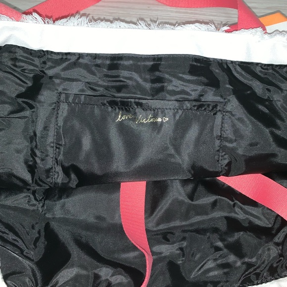 Victoria’s Secret Striped Tote bag NWT - Picture 6 of 6